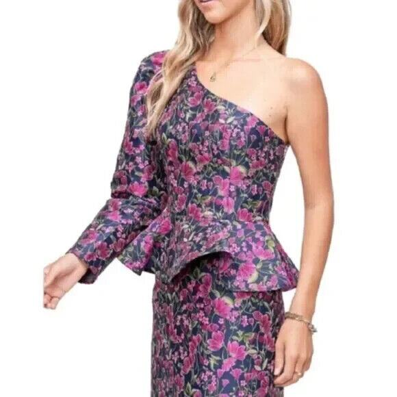 NWOT EN SAISON Floral Jacquard One Shoulder Top in Multi Floral Print - Picture 5 of 13
